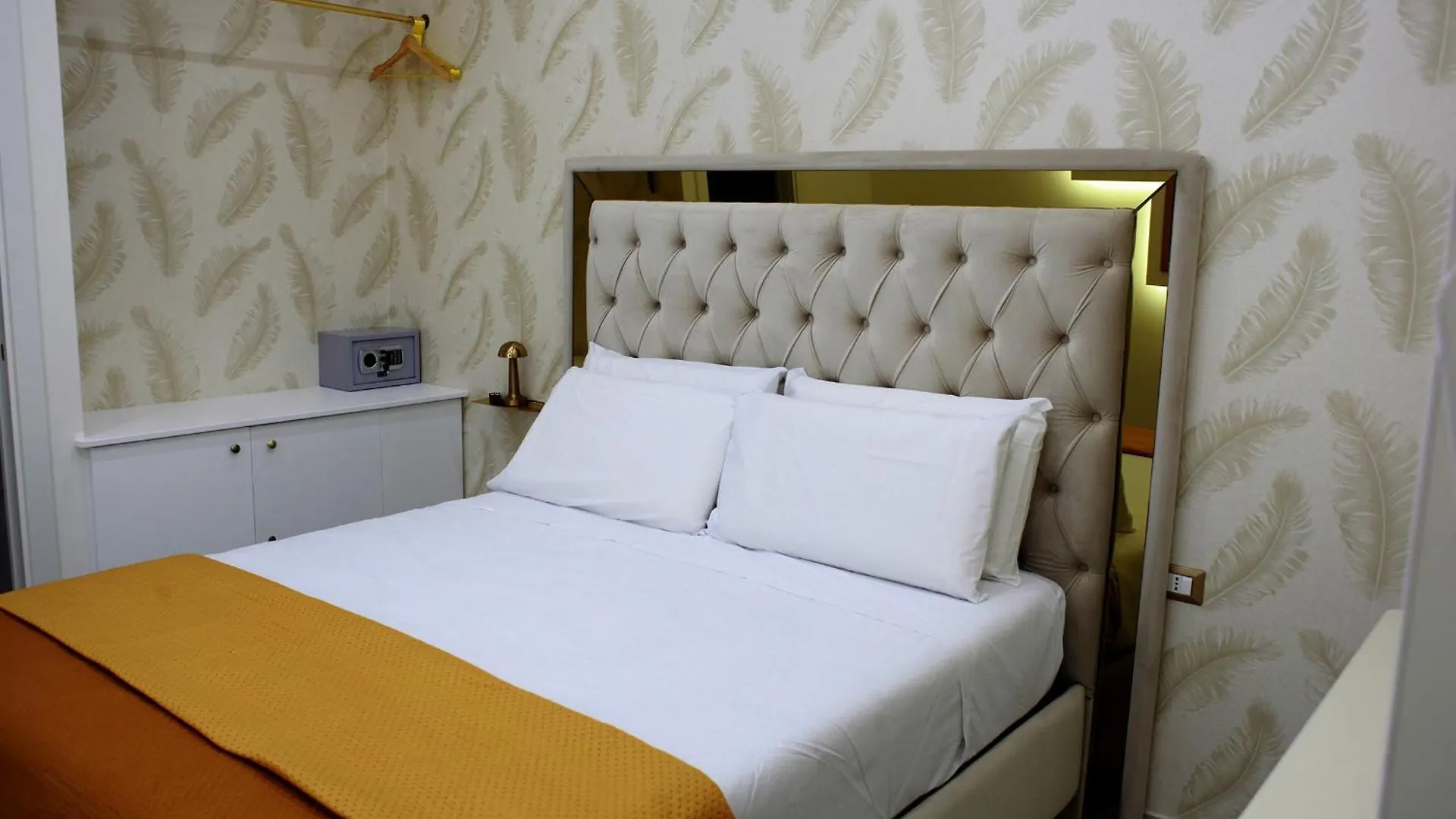 I Correra Luxury House Hotel Naples 0*,