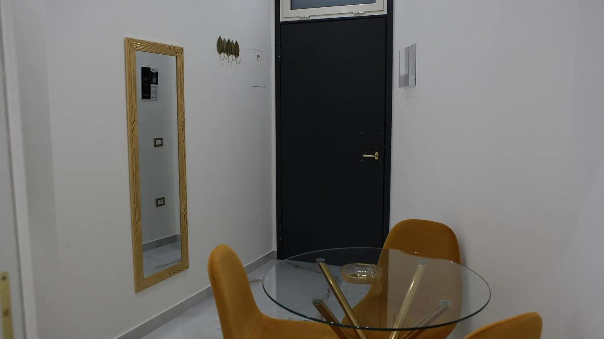 I Correra Luxury House Hotel Naples 0*,  Italy